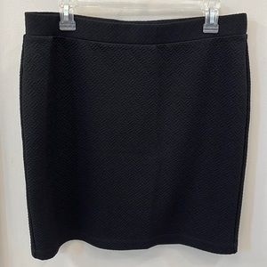 LOFT Women's Pull On Stretch Skirt ~ Black Basketweave Pattern ~ Large Petite